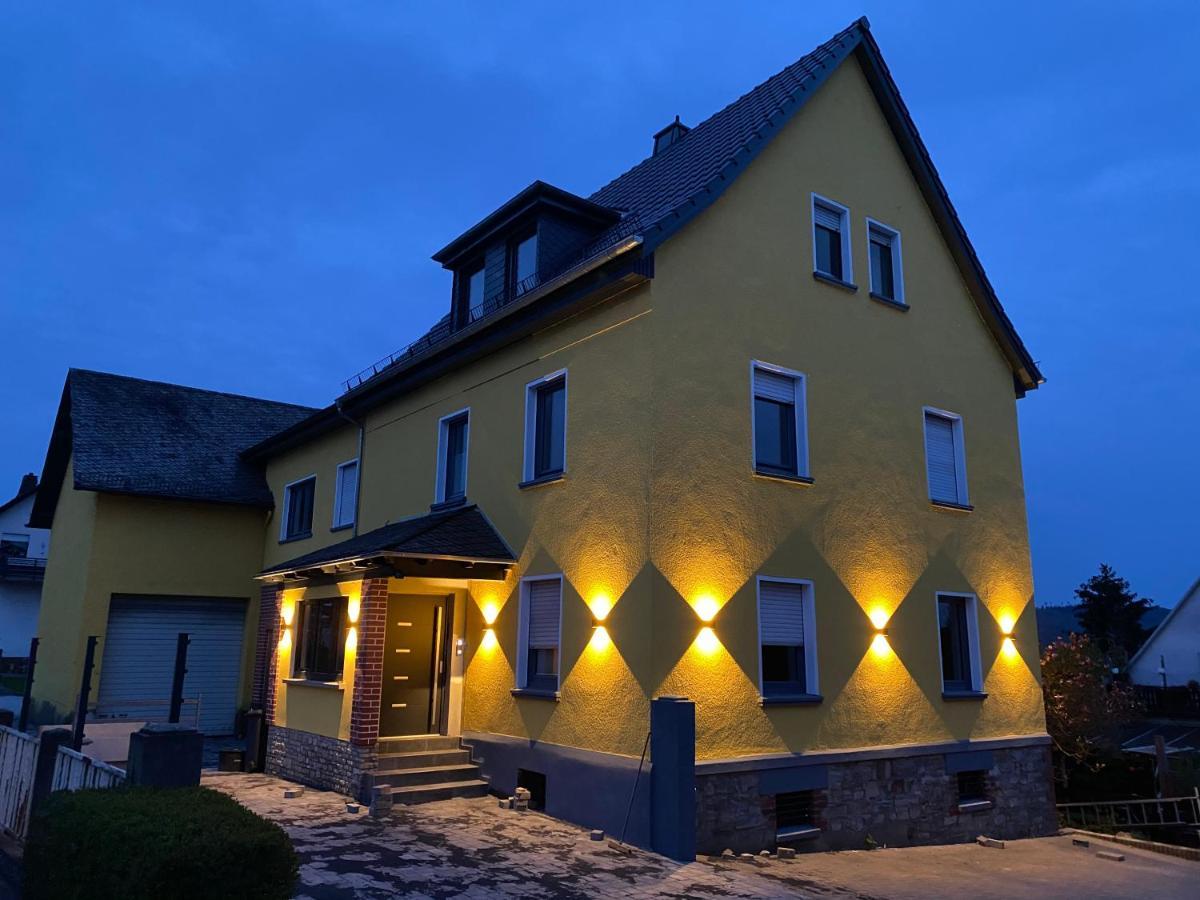 Neu!!! Netflix!!! Schoene Ferienwohnungen Im Gruenen Mit Top Ausstattung - Nur 15 Min Bis Koblenz Eitelborn Exterior photo